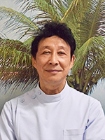 院長 八杉 誠